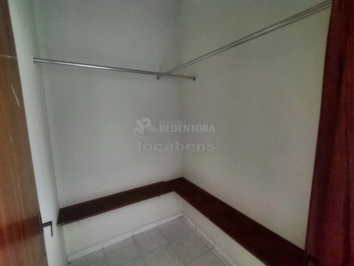 Casa para alugar com 3 quartos, 180m² - Foto 12