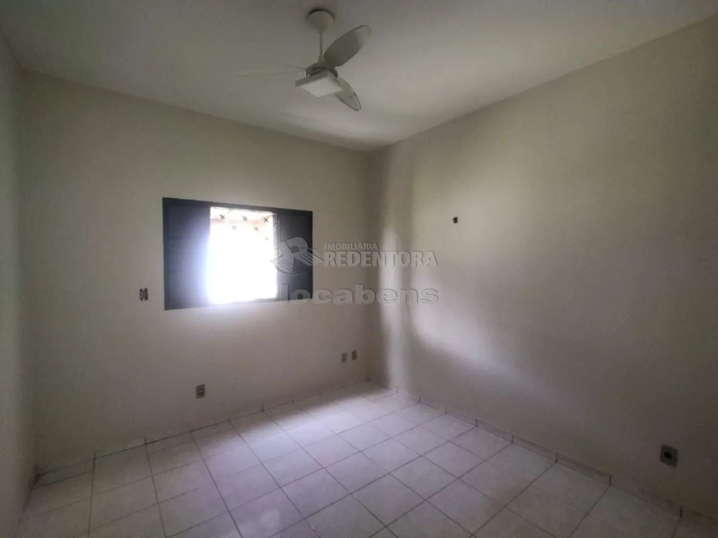 Casa para alugar com 3 quartos, 180m² - Foto 10