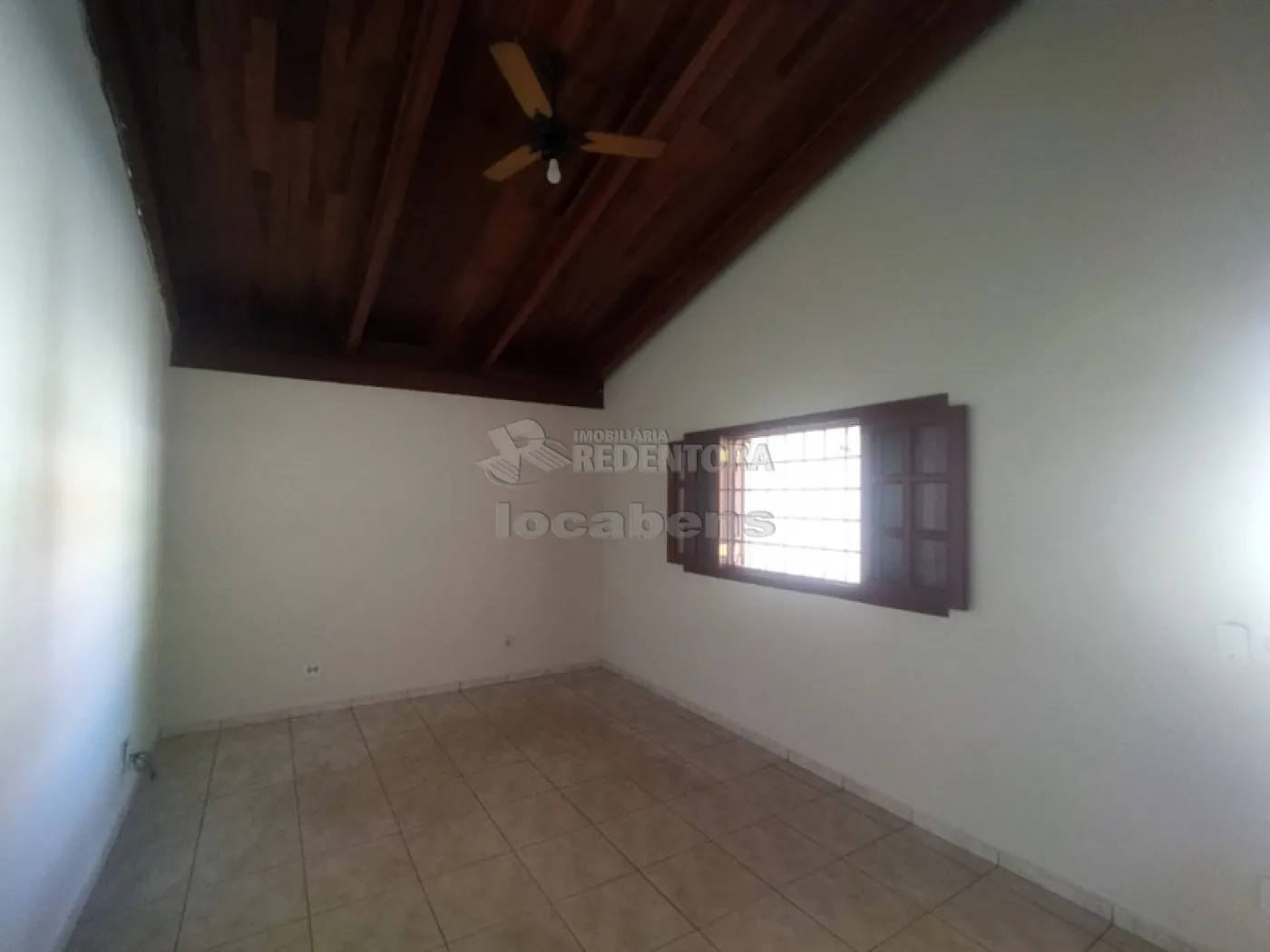 Casa para alugar com 3 quartos, 180m² - Foto 5