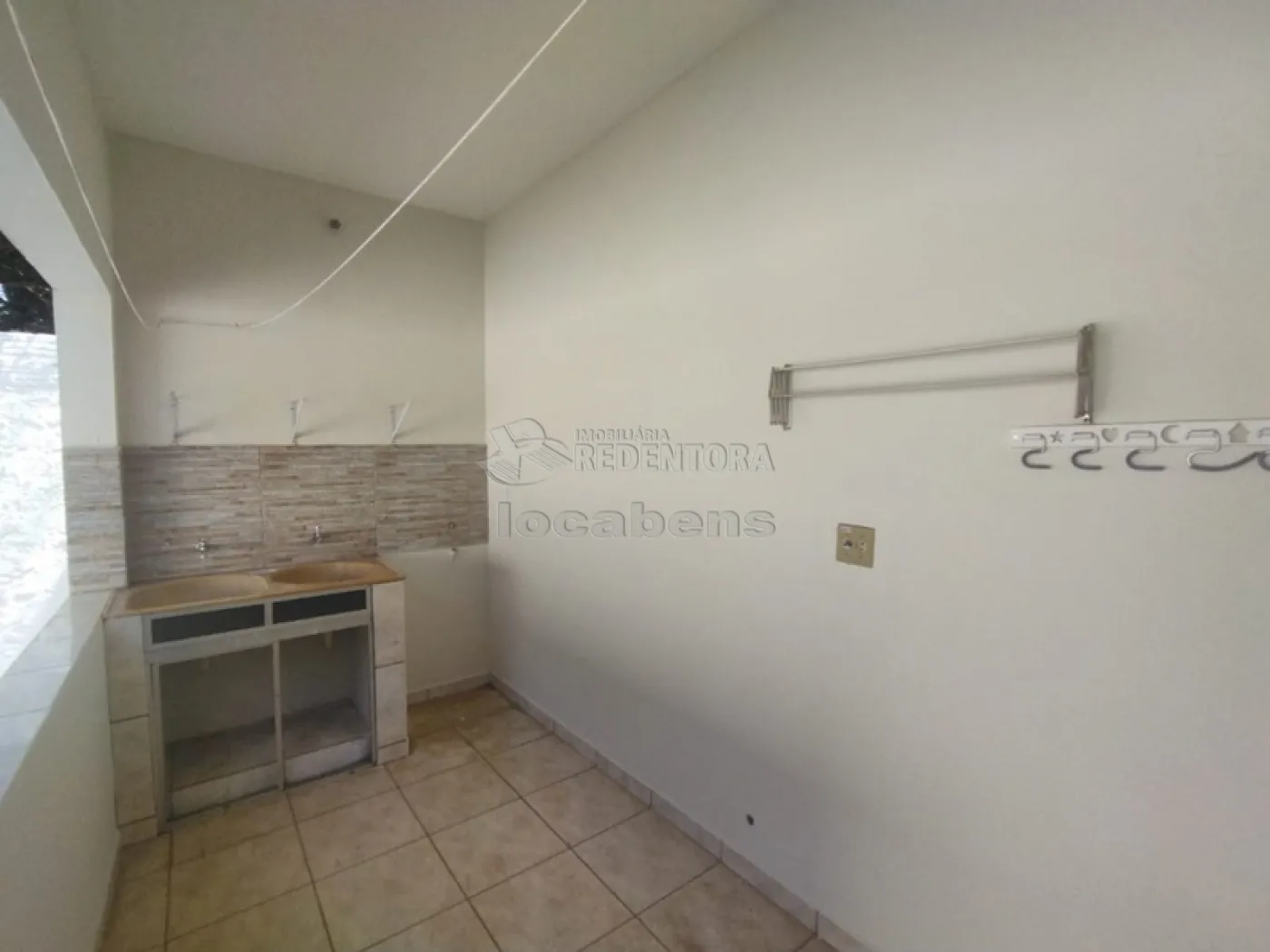 Casa para alugar com 3 quartos, 180m² - Foto 20