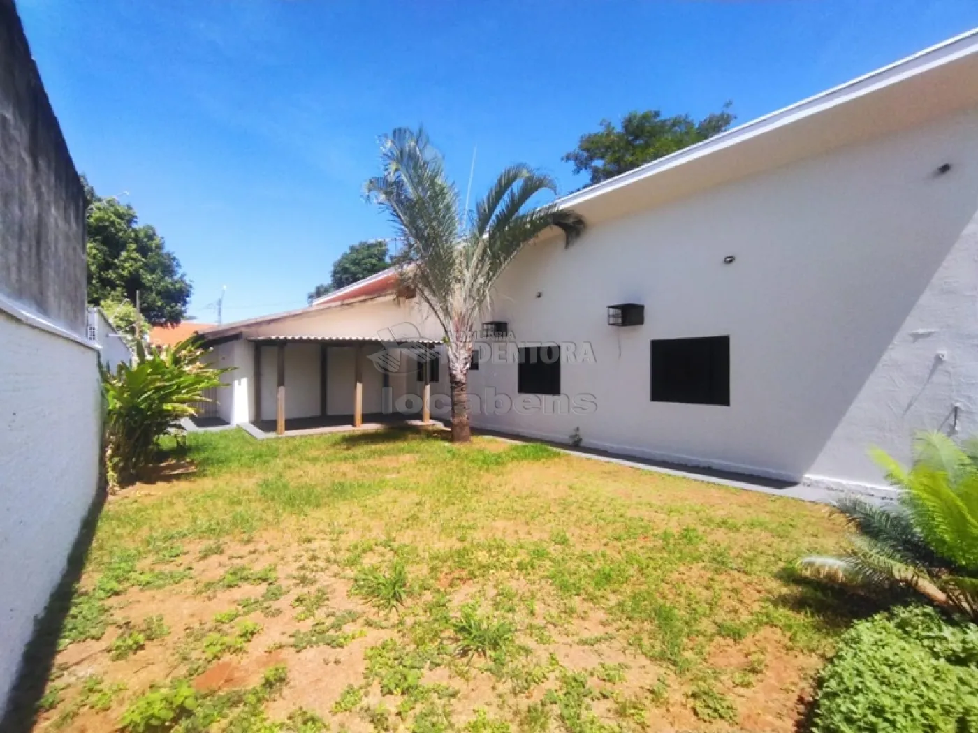 Casa para alugar com 3 quartos, 180m² - Foto 15