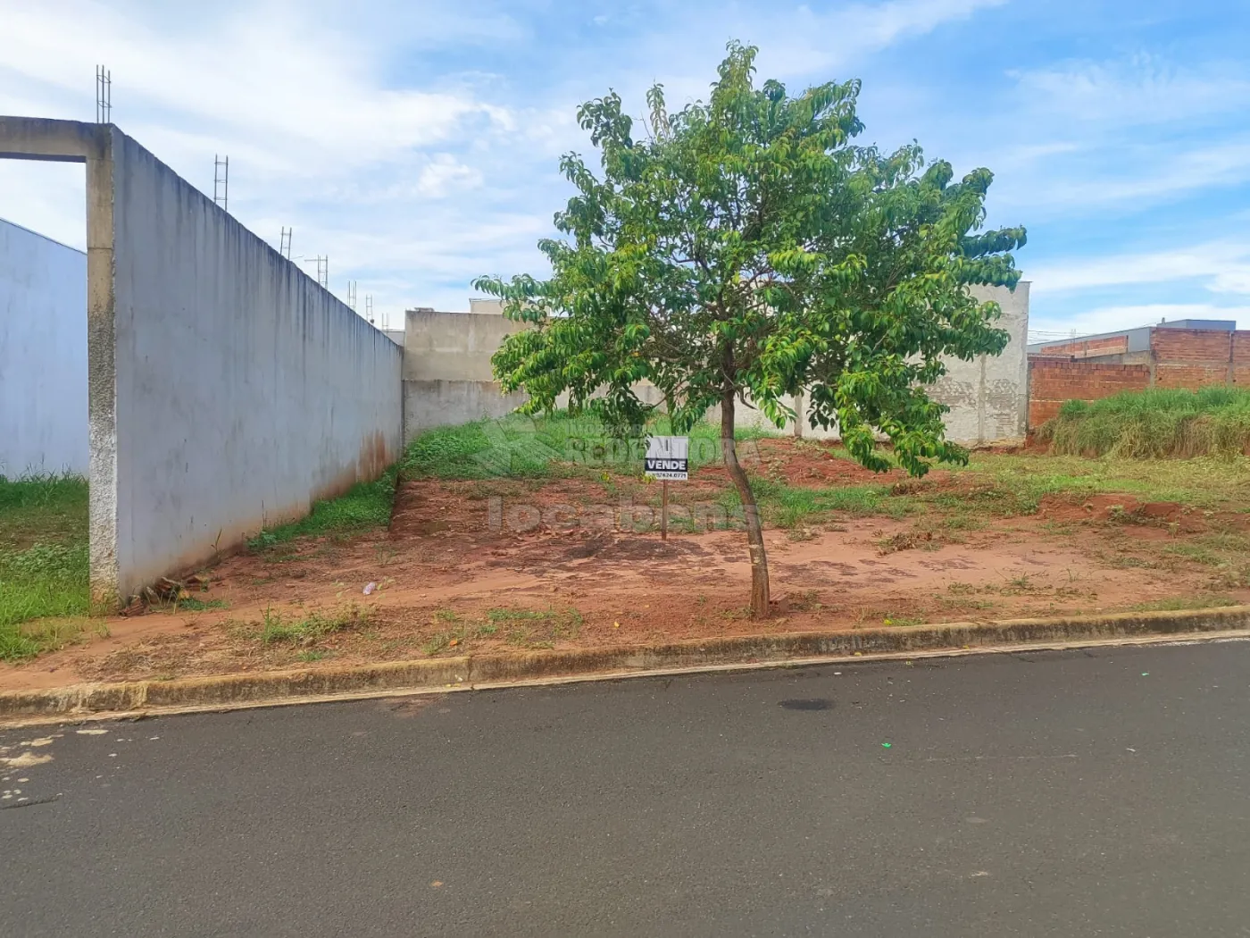 Terreno à venda, 200m² - Foto 2