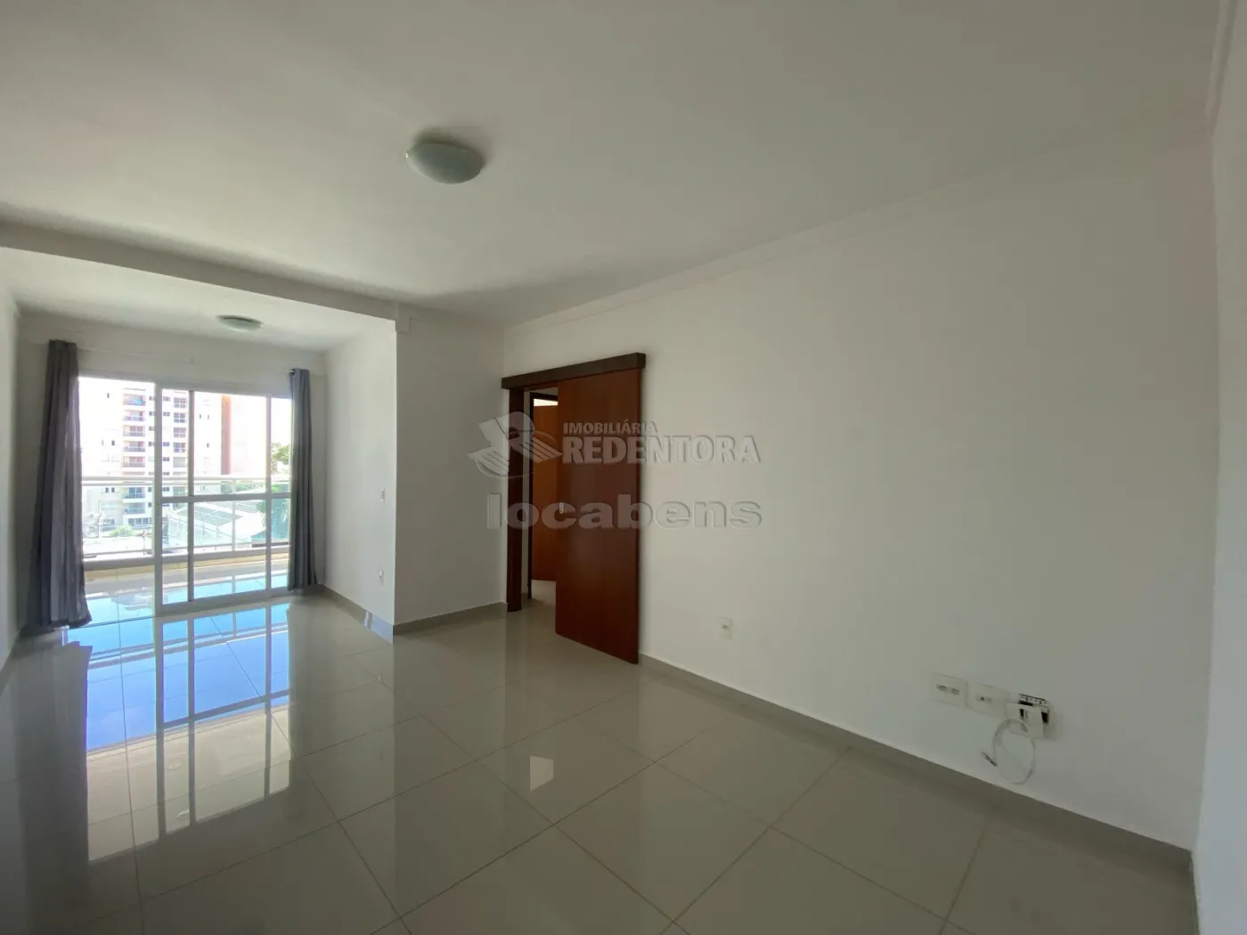 Apartamento para alugar com 3 quartos, 80m² - Foto 2