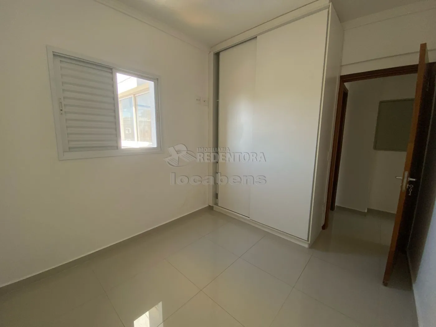 Apartamento para alugar com 3 quartos, 80m² - Foto 12