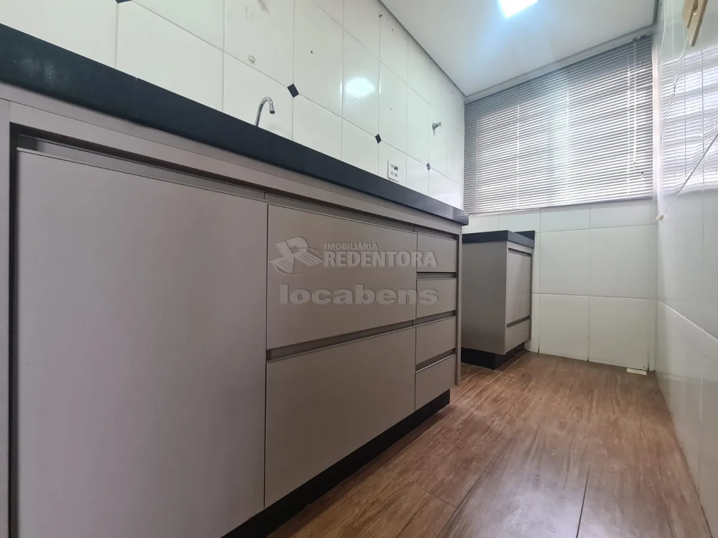 Alugar Apartamento / Padrão em São José do Rio Preto R$ 800,00 - Foto 6