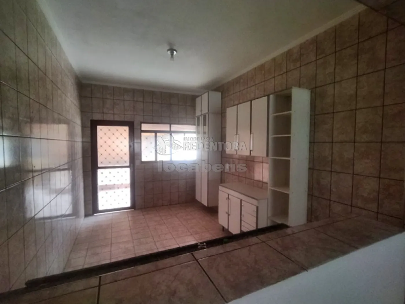 Casa para alugar com 2 quartos, 90m² - Foto 8