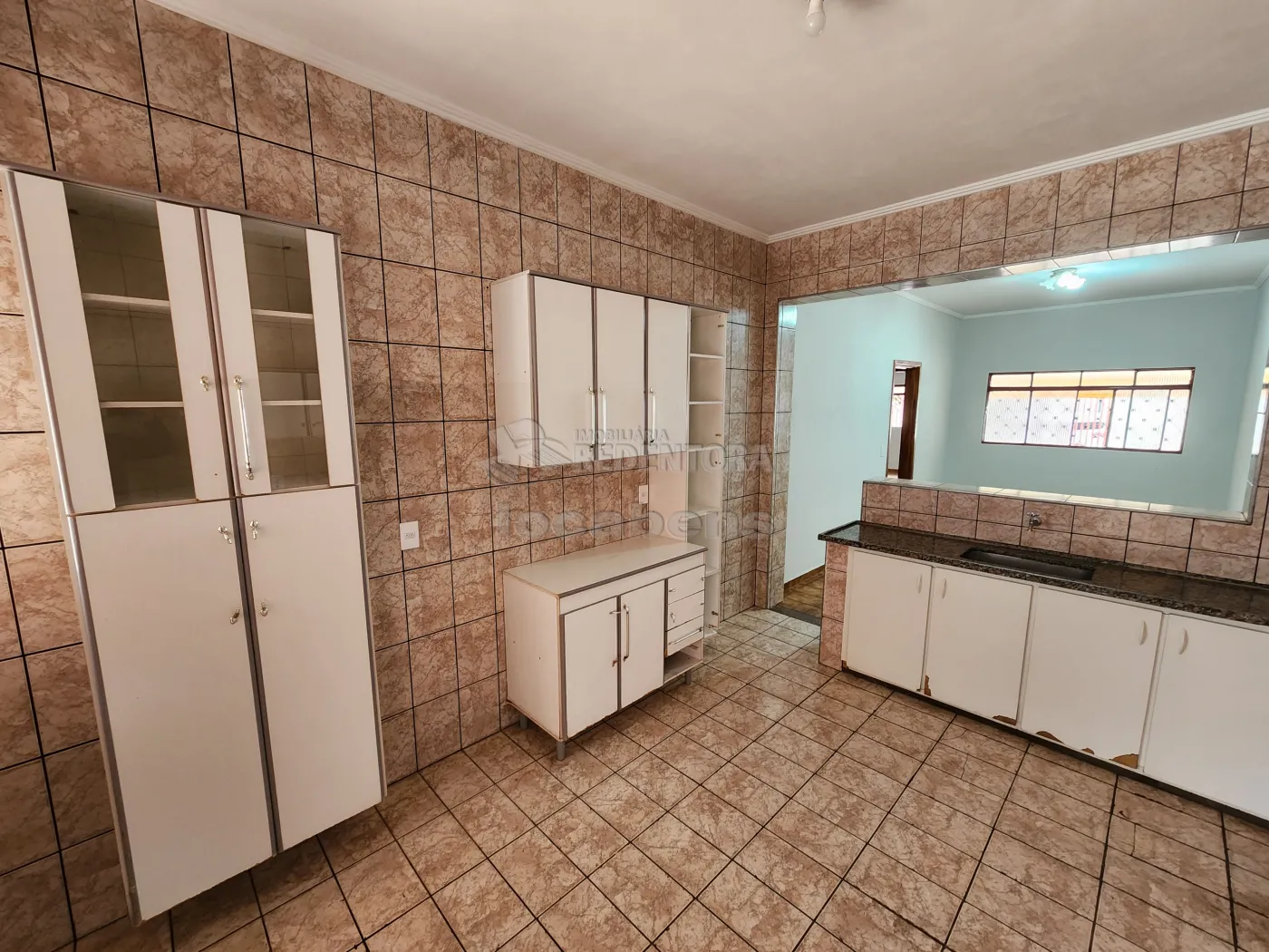 Alugar Casa / Padrão em São José do Rio Preto R$ 1.500,00 - Foto 6