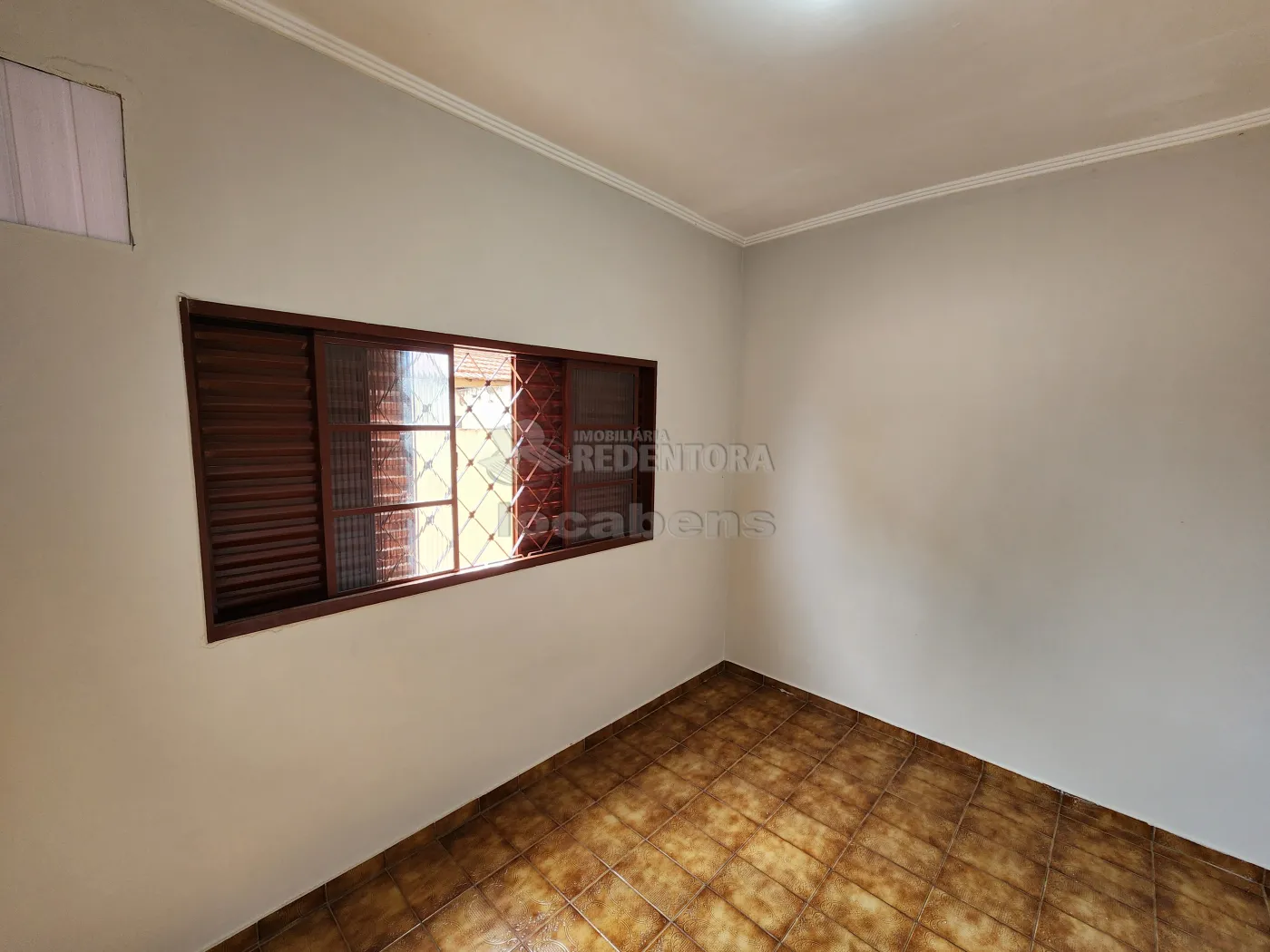 Alugar Casa / Padrão em São José do Rio Preto R$ 1.500,00 - Foto 10
