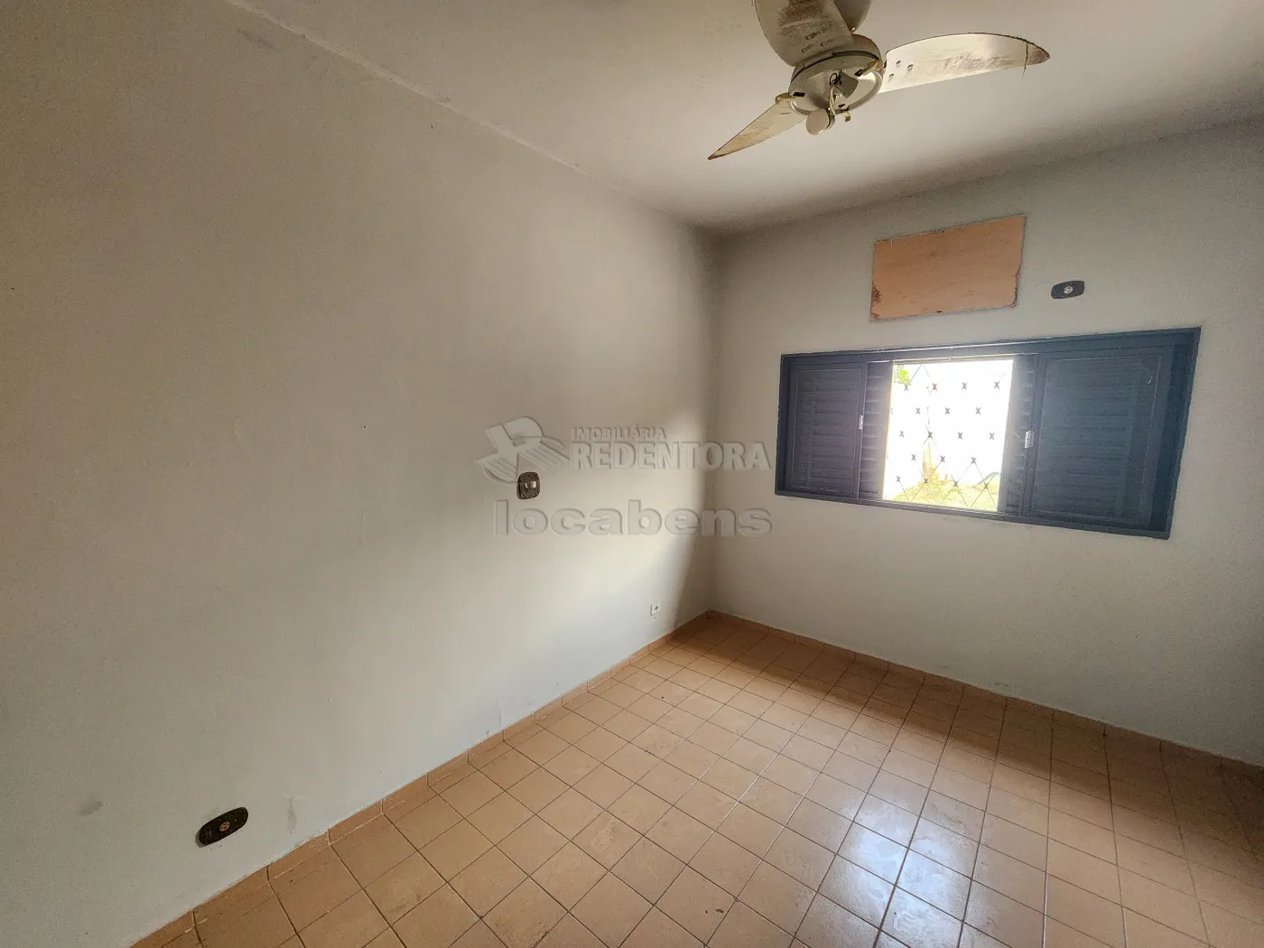 Alugar Casa / Padrão em São José do Rio Preto R$ 2.500,00 - Foto 8