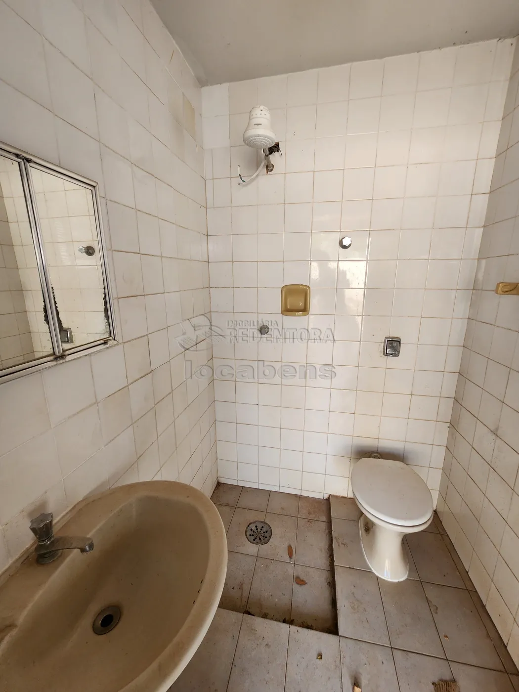 Alugar Casa / Padrão em São José do Rio Preto R$ 2.500,00 - Foto 17