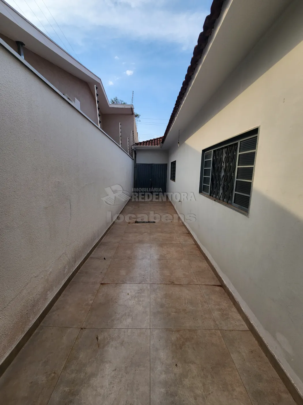 Alugar Casa / Padrão em São José do Rio Preto R$ 2.500,00 - Foto 18