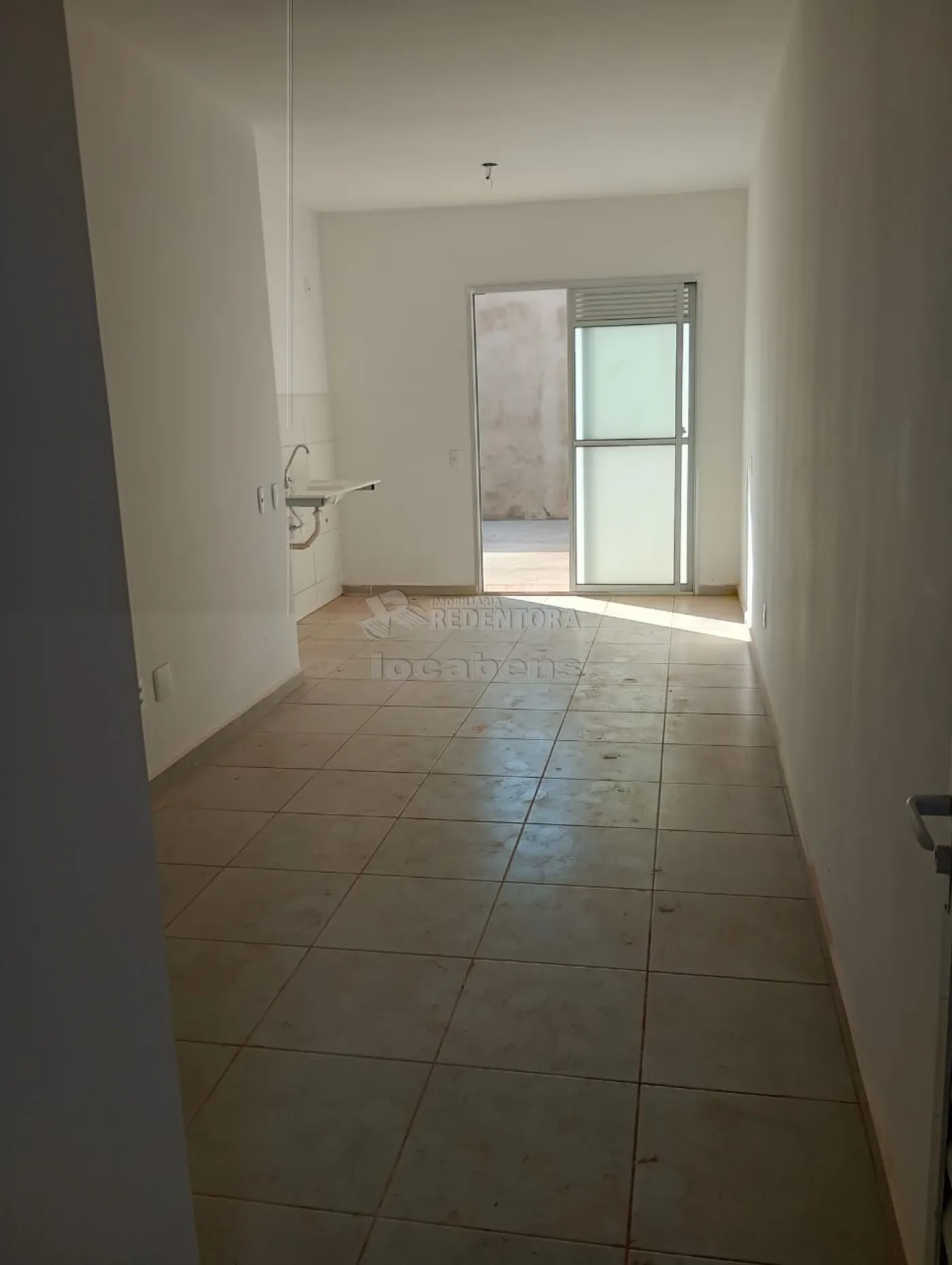 Casa de Condomínio para alugar com 2 quartos, 45m² - Foto 2