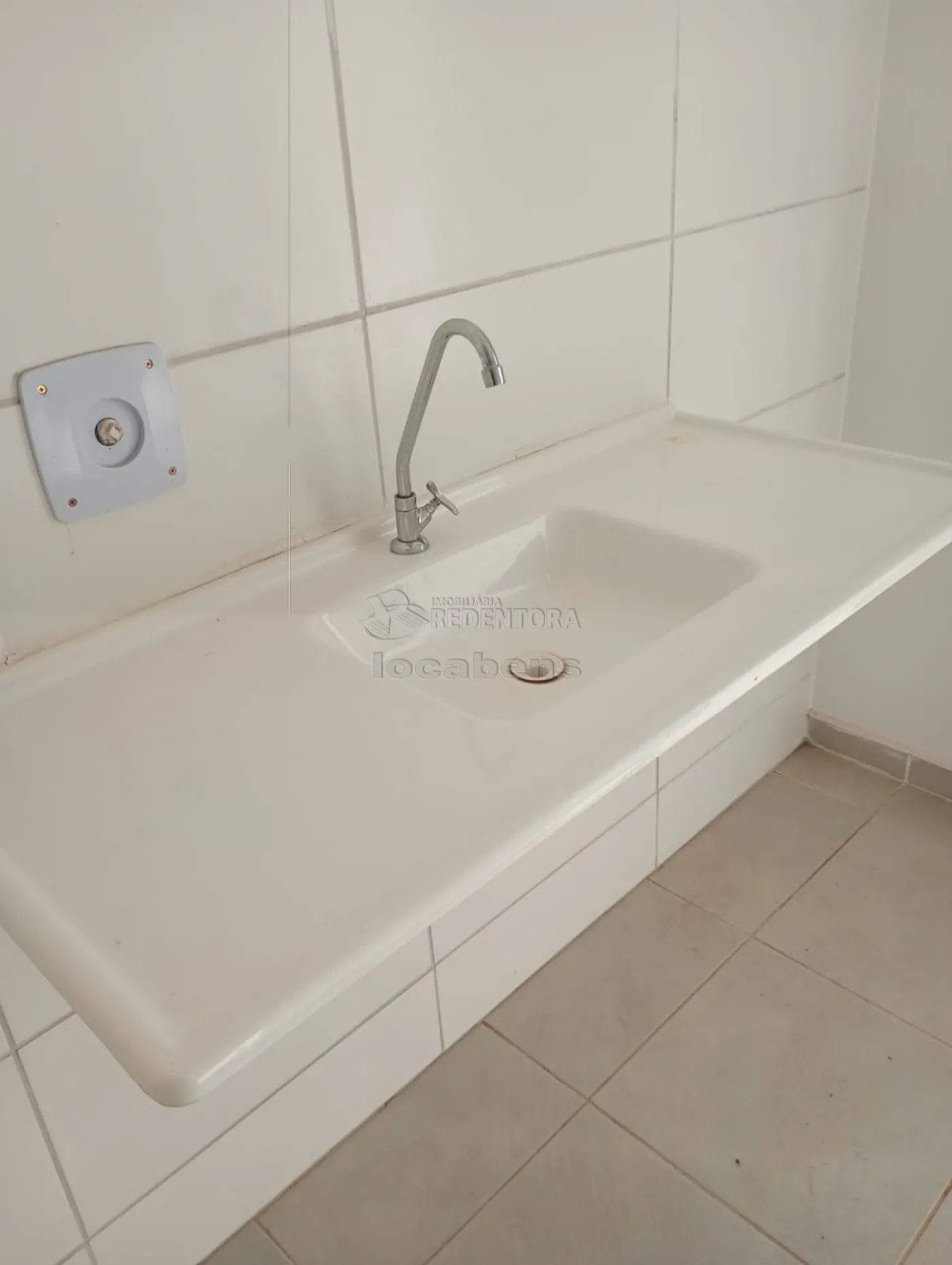 Casa de Condomínio para alugar com 2 quartos, 45m² - Foto 11