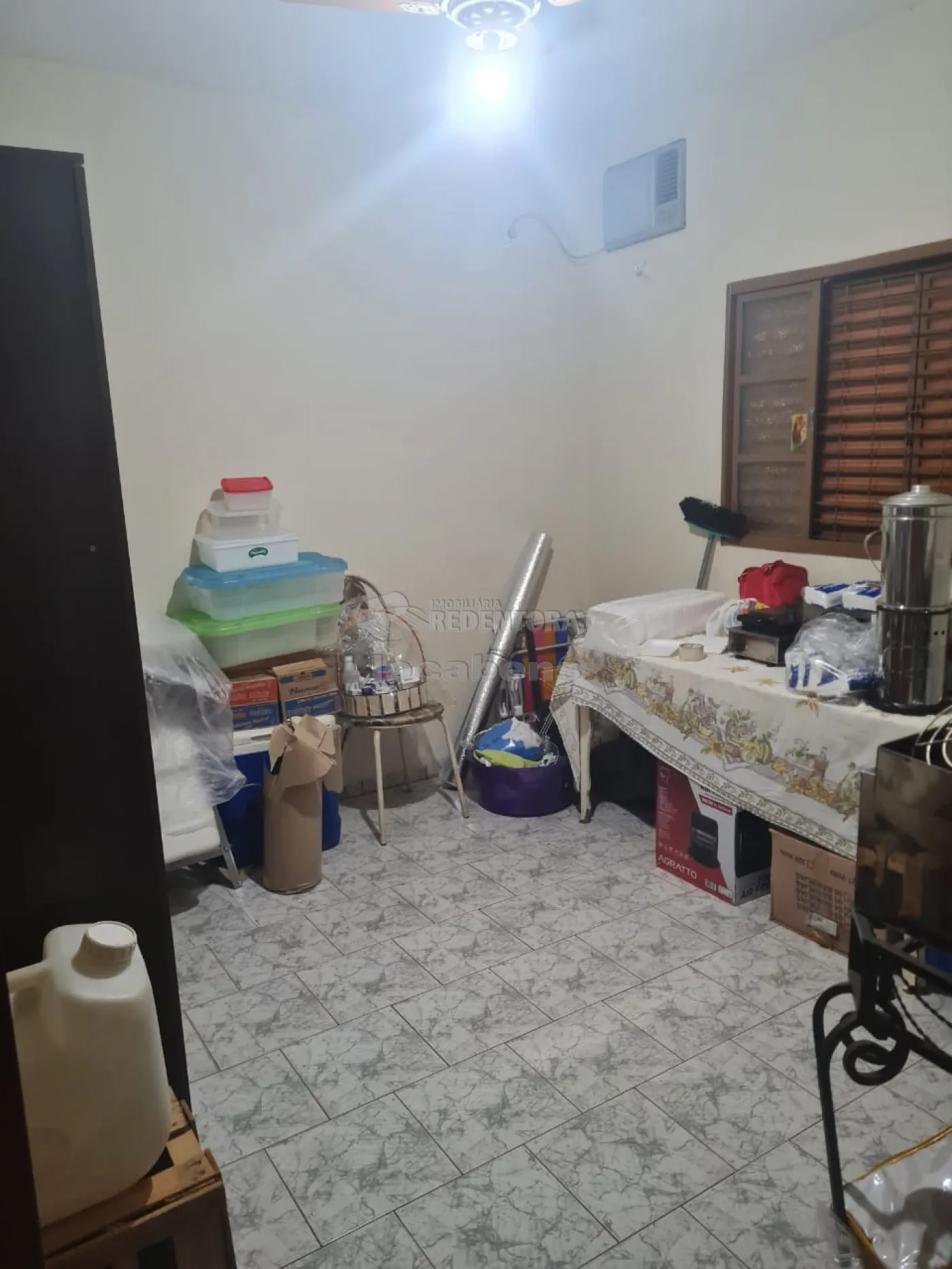 Casa à venda com 4 quartos, 160m² - Foto 11