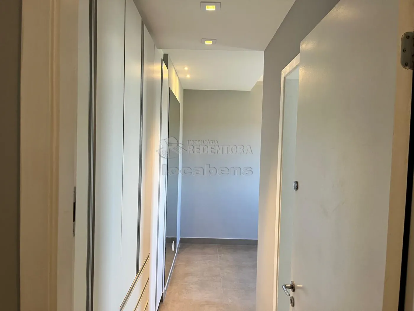 Apartamento para alugar com 2 quartos, 62m² - Foto 13