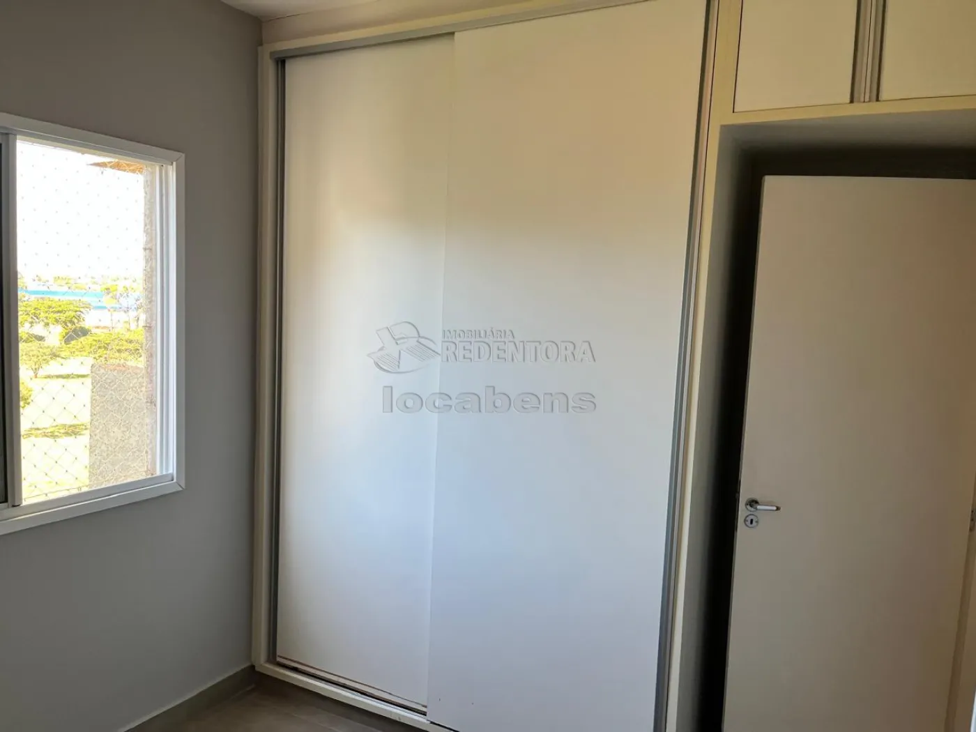 Apartamento para alugar com 2 quartos, 62m² - Foto 12