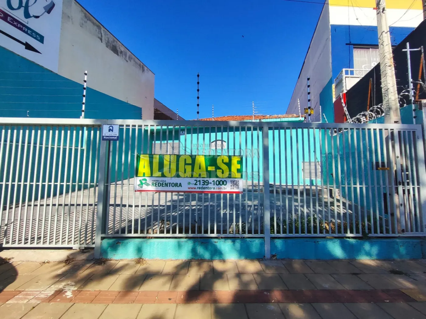 Prédio Inteiro para alugar, 150m² - Foto 13