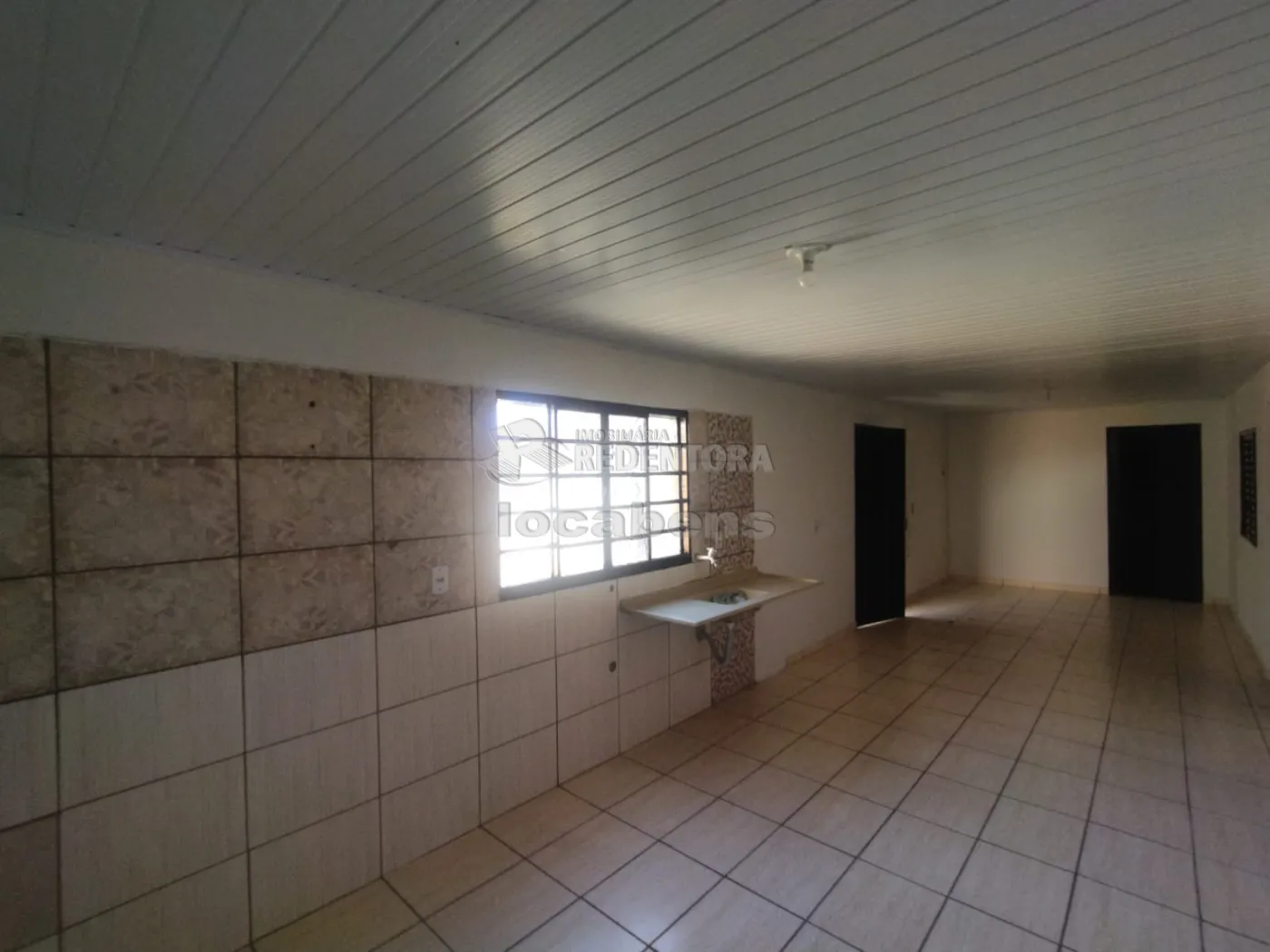 Casa para alugar com 3 quartos, 80m² - Foto 2