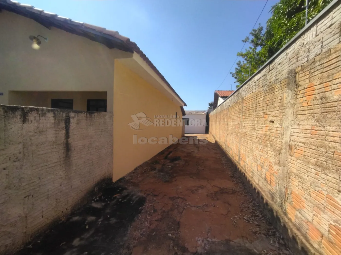 Casa para alugar com 3 quartos, 80m² - Foto 12