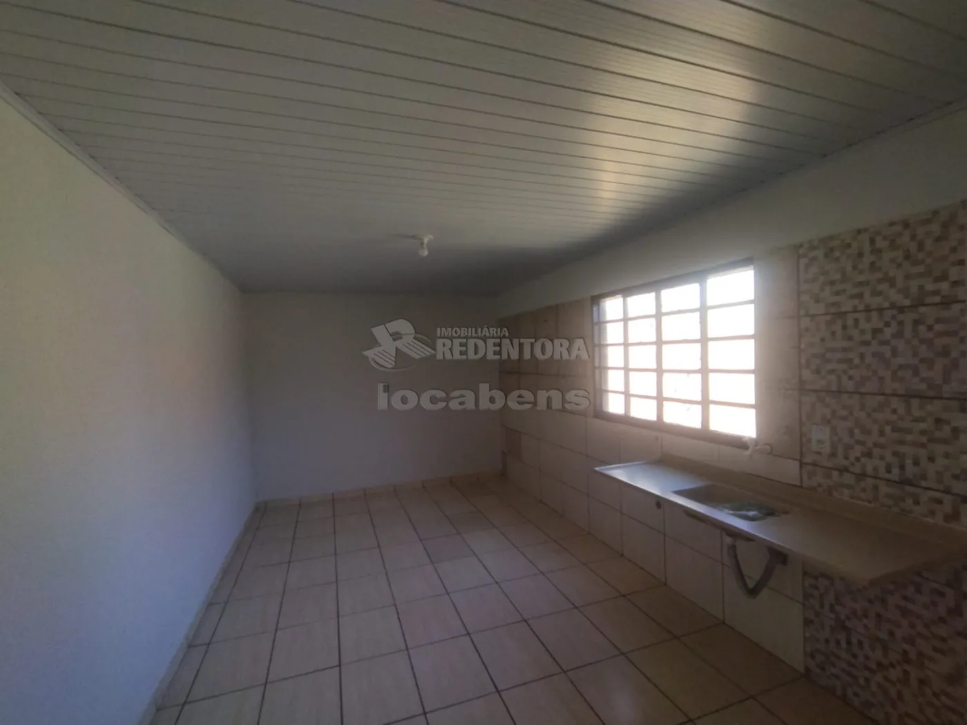 Casa para alugar com 3 quartos, 80m² - Foto 3