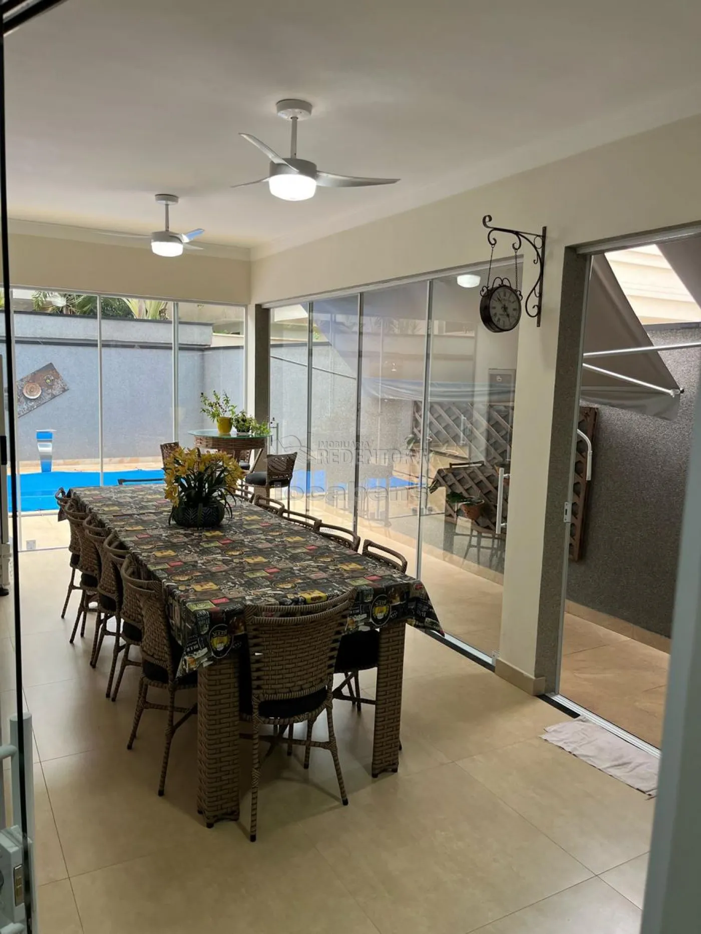 Casa de Condomínio à venda com 3 quartos, 370m² - Foto 3