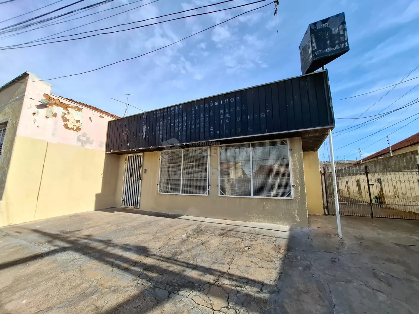 Casa para alugar com 3 quartos, 140m² - Foto 11