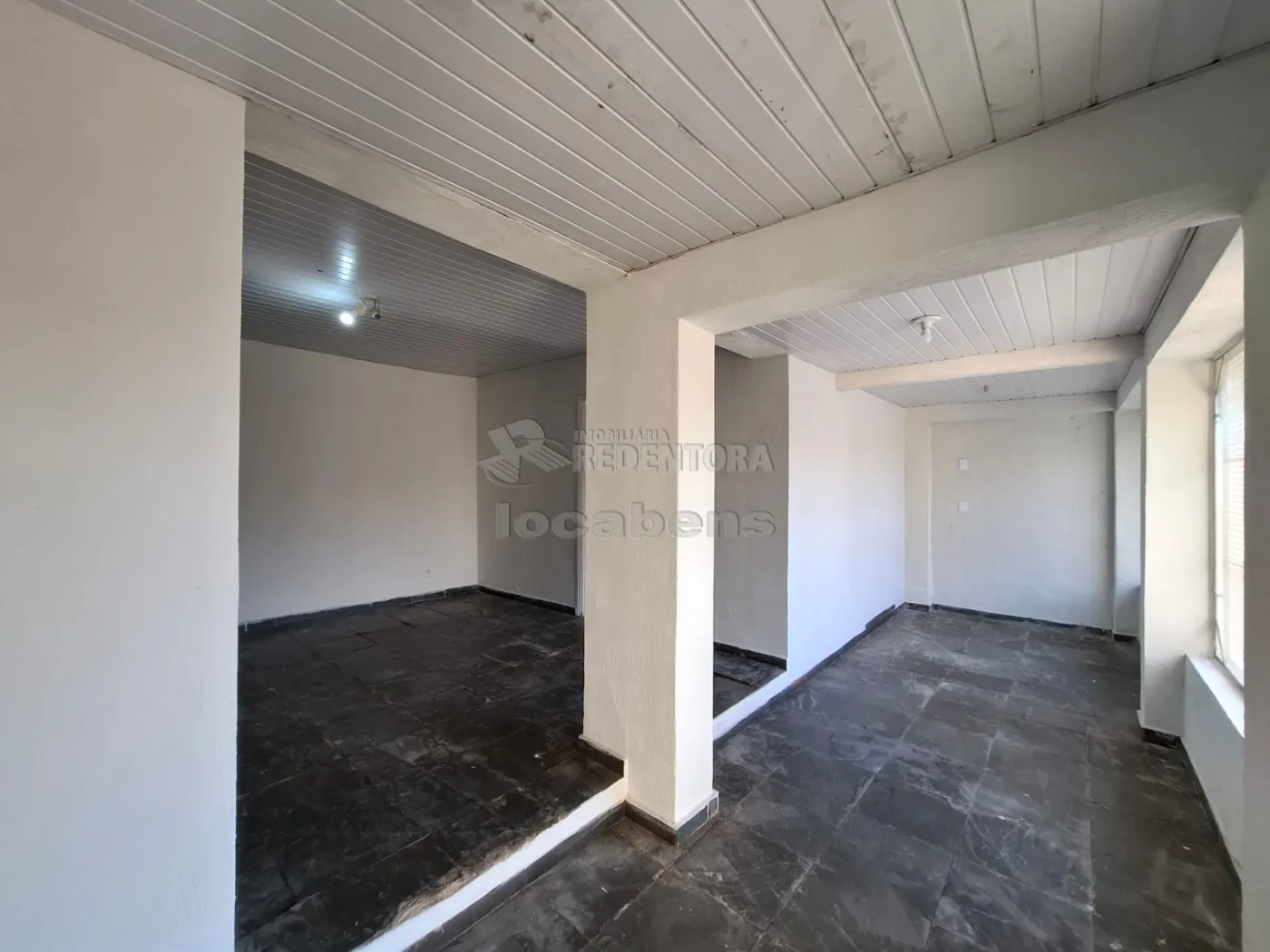 Casa para alugar com 3 quartos, 140m² - Foto 1