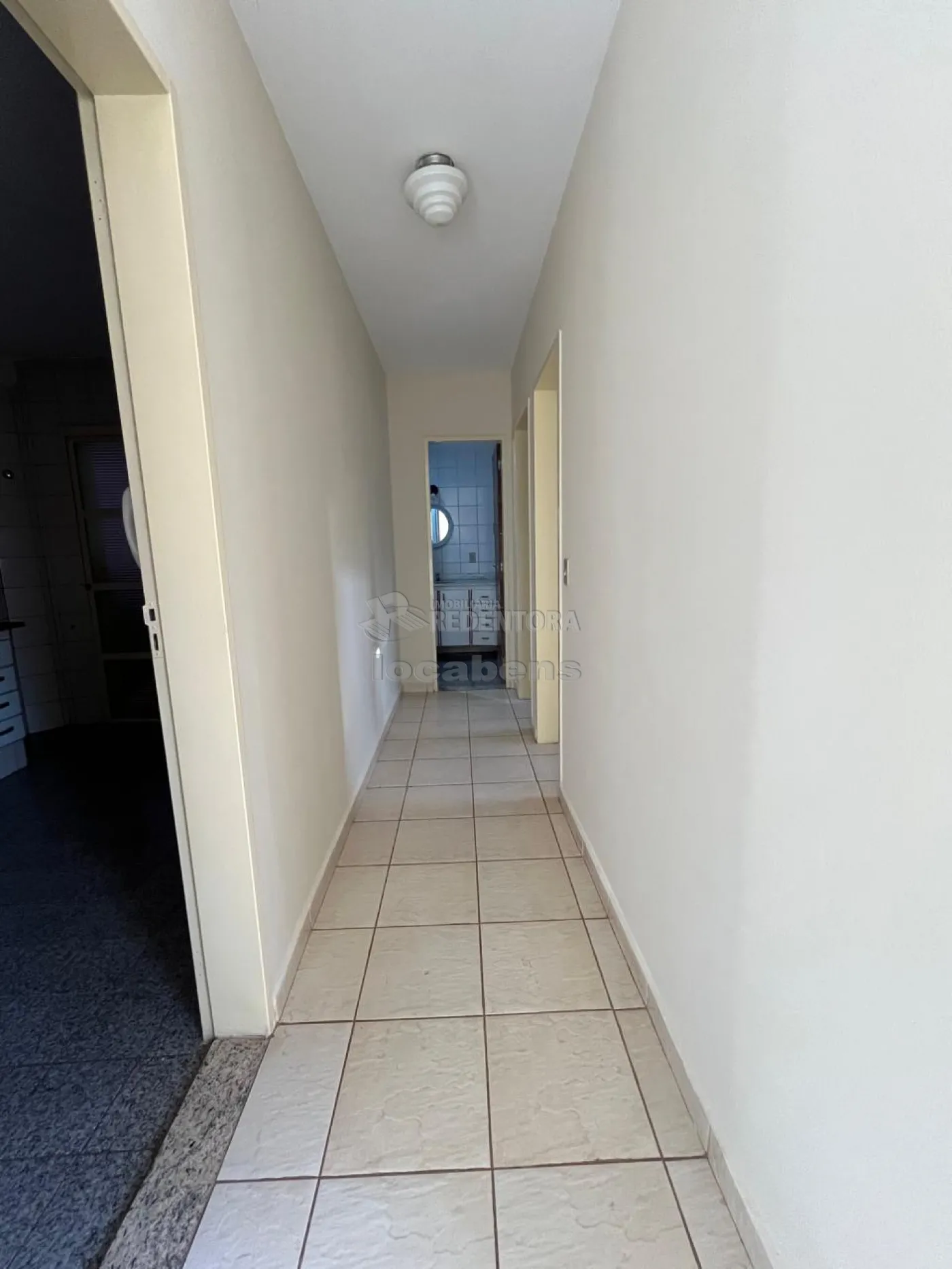Apartamento à venda com 2 quartos, 60m² - Foto 4