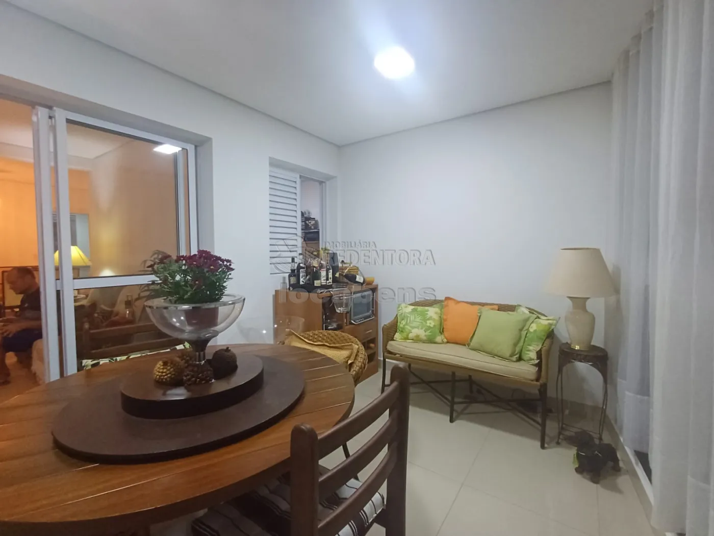 Apartamento à venda com 3 quartos, 131m² - Foto 4