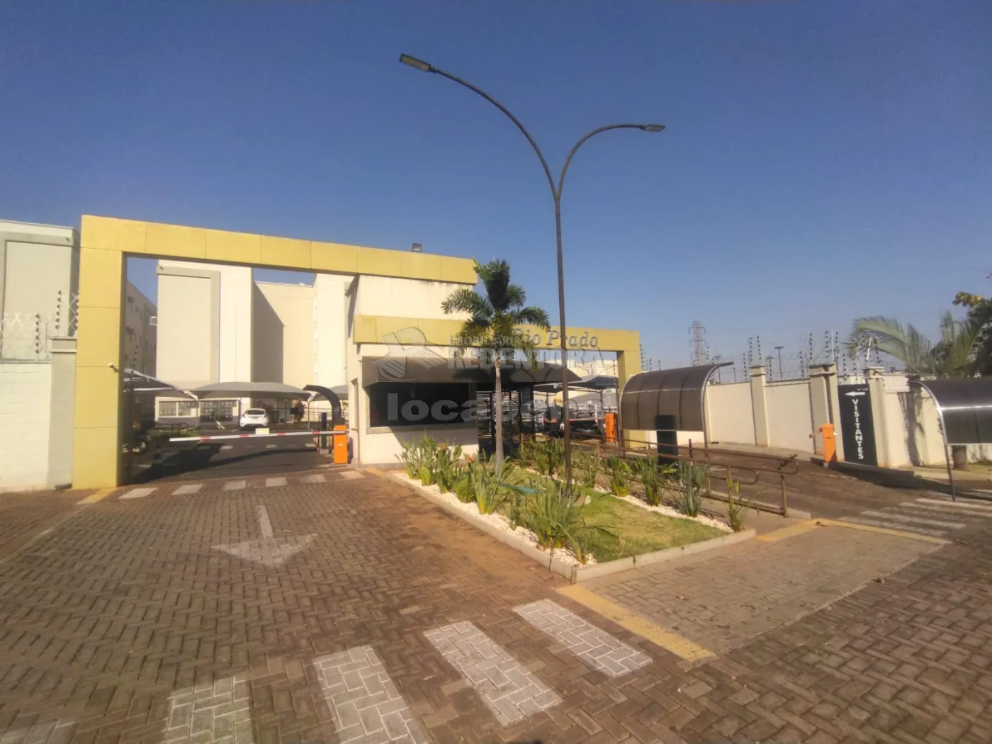 Comprar Apartamento / Padrão em São José do Rio Preto R$ 175.000,00 - Foto 1