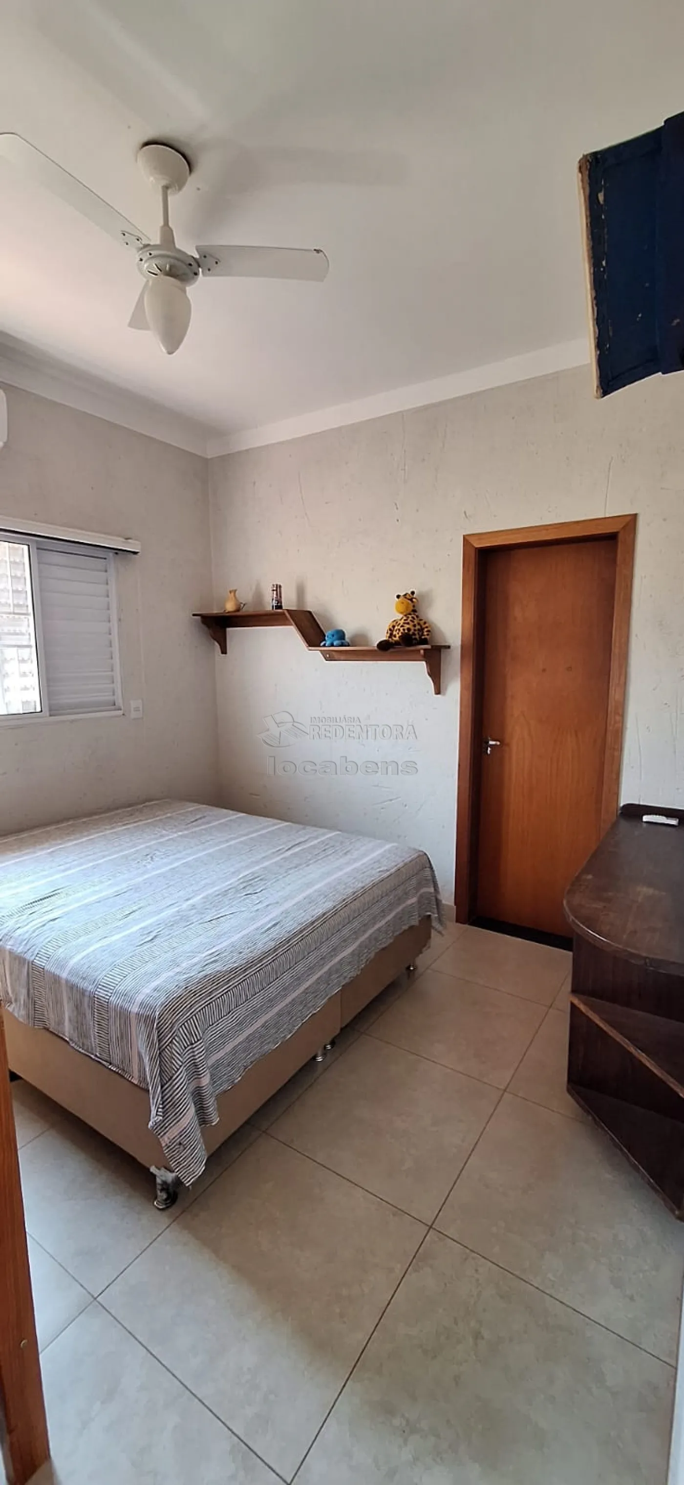 Chácara à venda com 3 quartos, 250m² - Foto 17