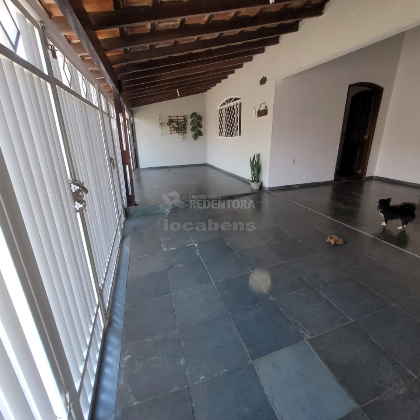 Comprar Casa / Padrão em São José do Rio Preto R$ 220.000,00 - Foto 1