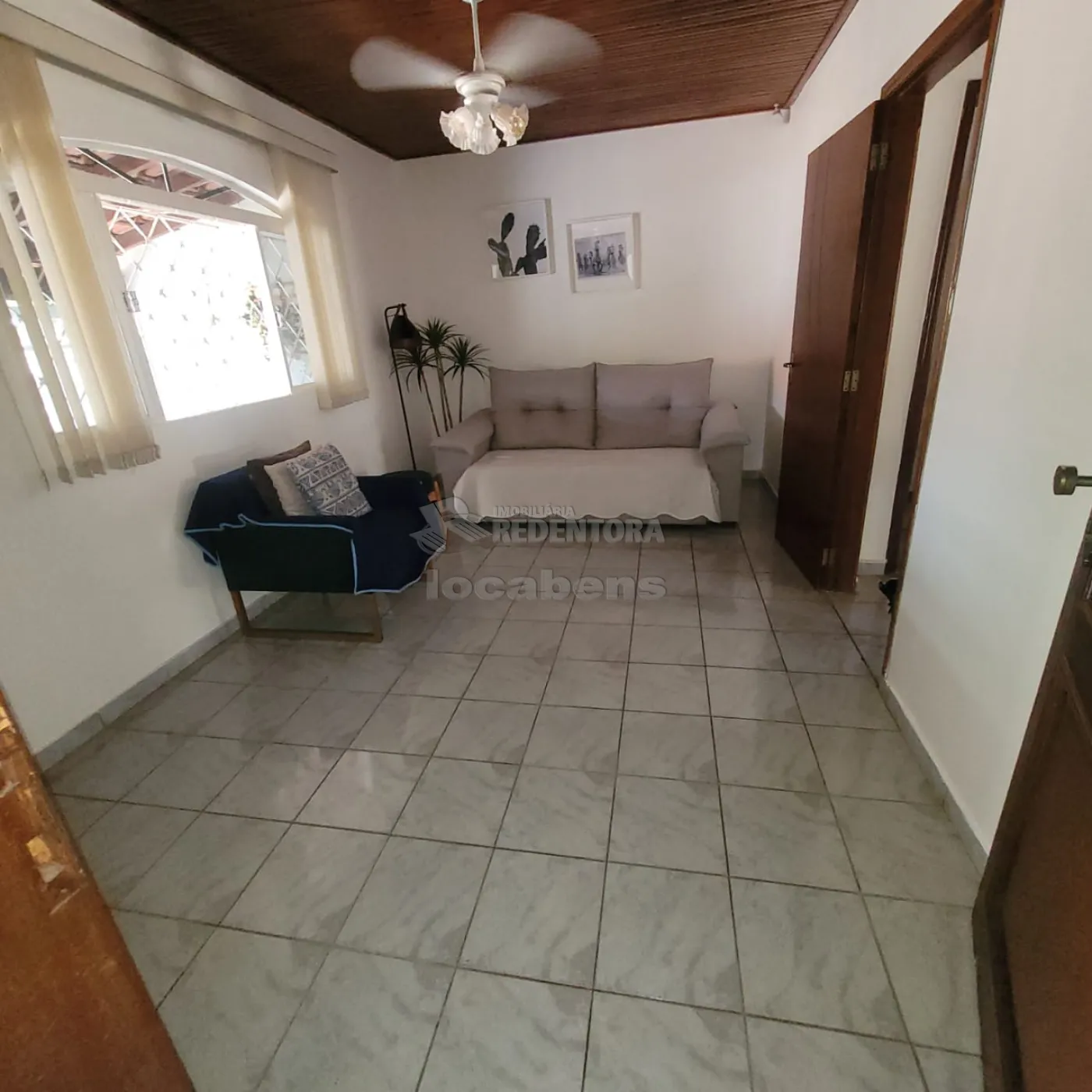 Comprar Casa / Padrão em São José do Rio Preto R$ 220.000,00 - Foto 4