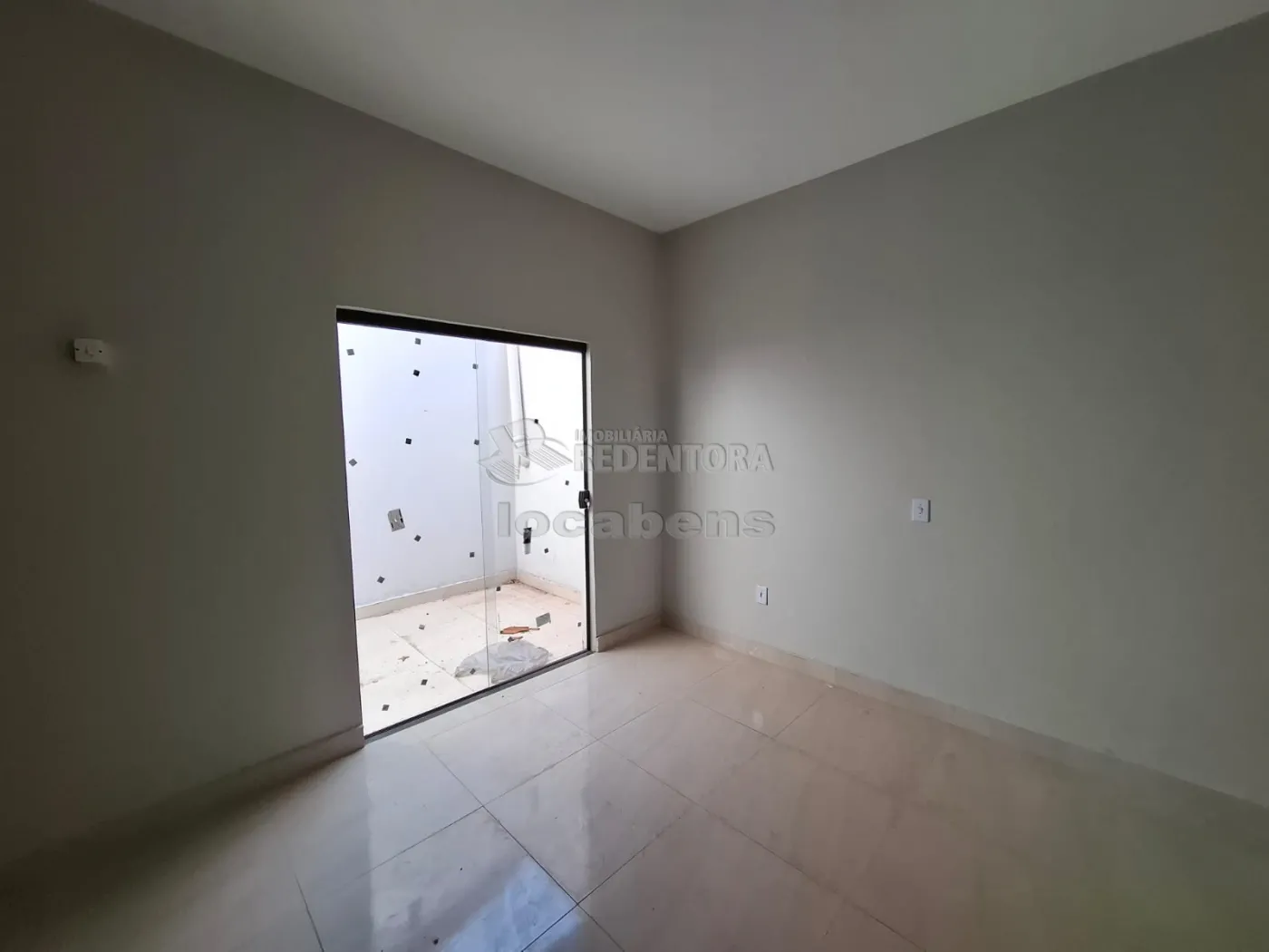 Alugar Casa / Padrão em São José do Rio Preto R$ 1.800,00 - Foto 5