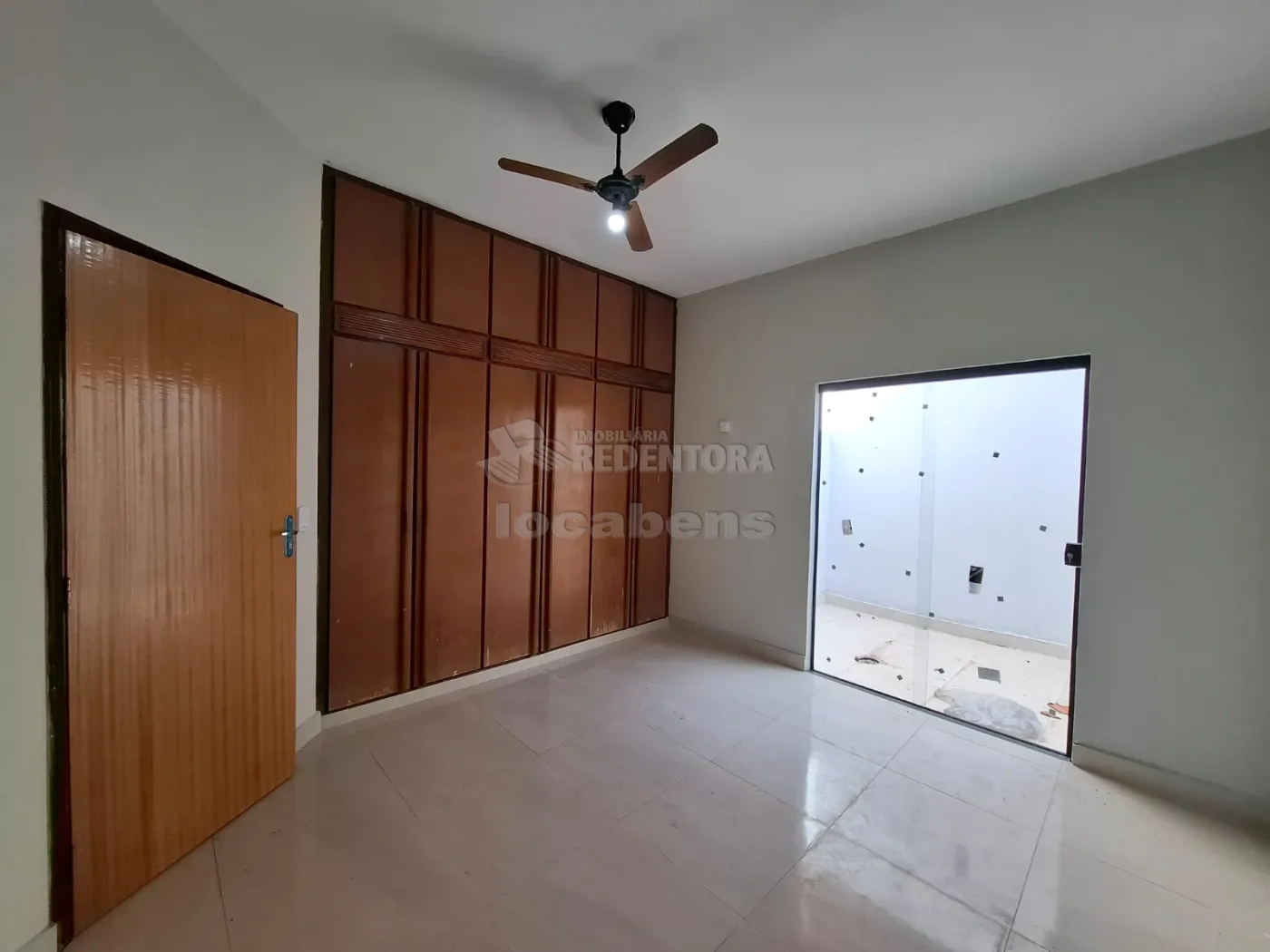 Alugar Casa / Padrão em São José do Rio Preto R$ 1.800,00 - Foto 6