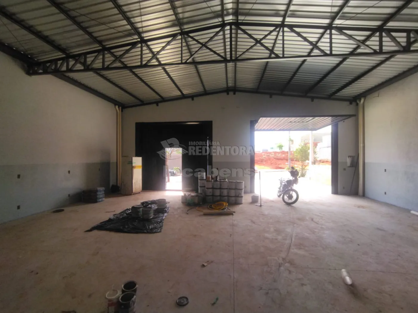 Alugar Comercial / Salão em São José do Rio Preto R$ 4.000,00 - Foto 4