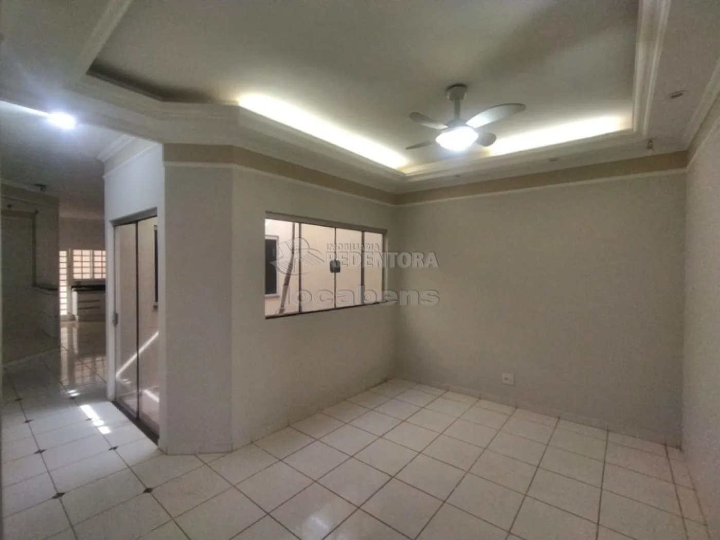 Alugar Casa / Padrão em São José do Rio Preto R$ 3.500,00 - Foto 4