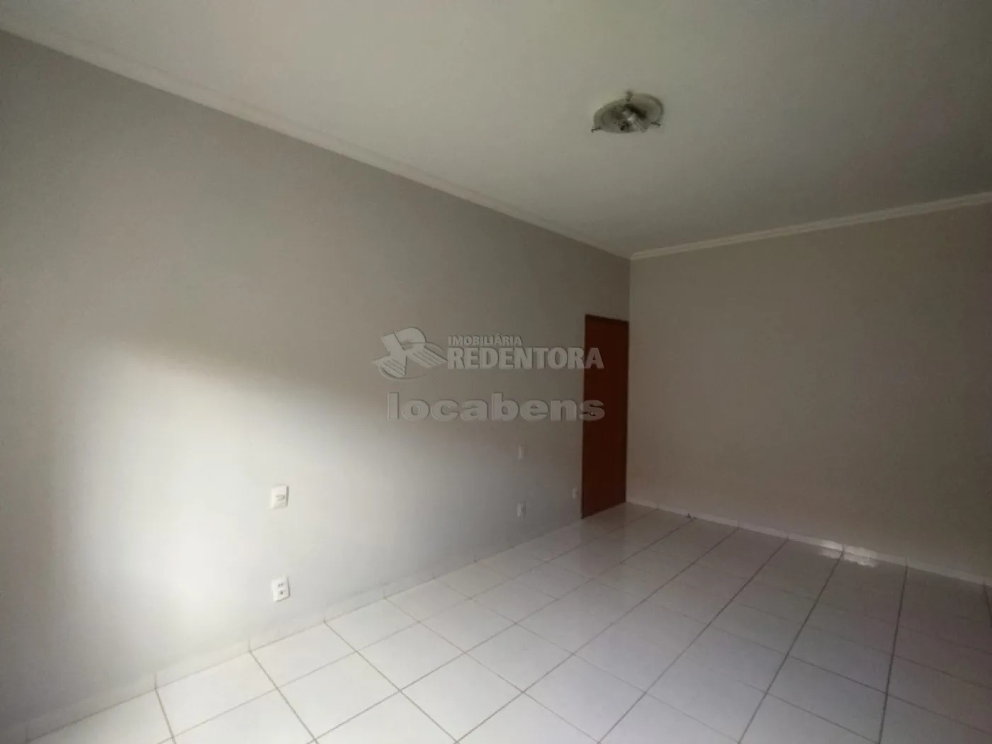 Alugar Casa / Padrão em São José do Rio Preto R$ 3.500,00 - Foto 16
