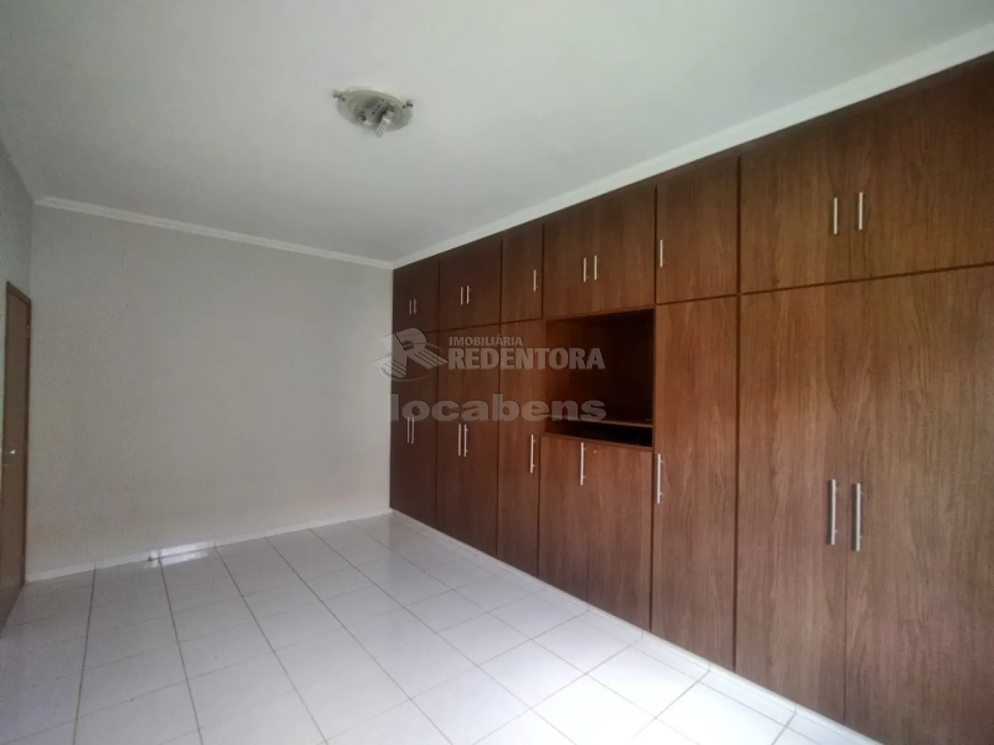 Alugar Casa / Padrão em São José do Rio Preto R$ 3.500,00 - Foto 13