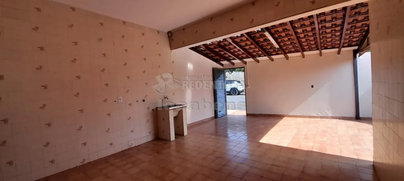 Alugar Casa / Padrão em São José do Rio Preto R$ 3.000,00 - Foto 1