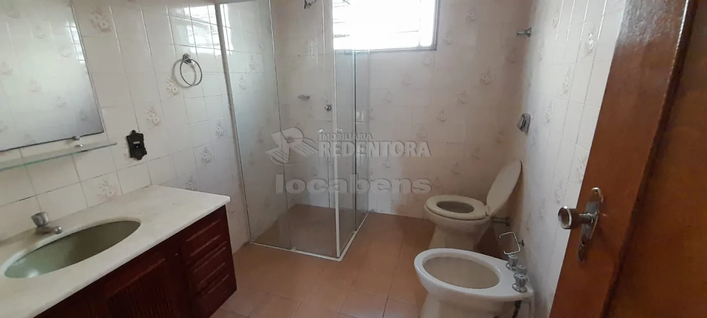Alugar Casa / Padrão em São José do Rio Preto R$ 3.000,00 - Foto 13