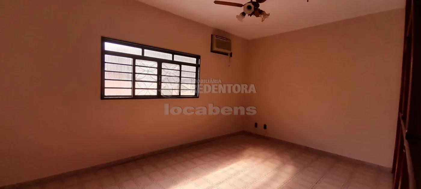 Alugar Casa / Padrão em São José do Rio Preto R$ 3.000,00 - Foto 24