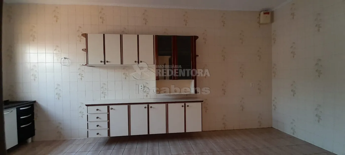 Alugar Casa / Padrão em São José do Rio Preto R$ 3.000,00 - Foto 16