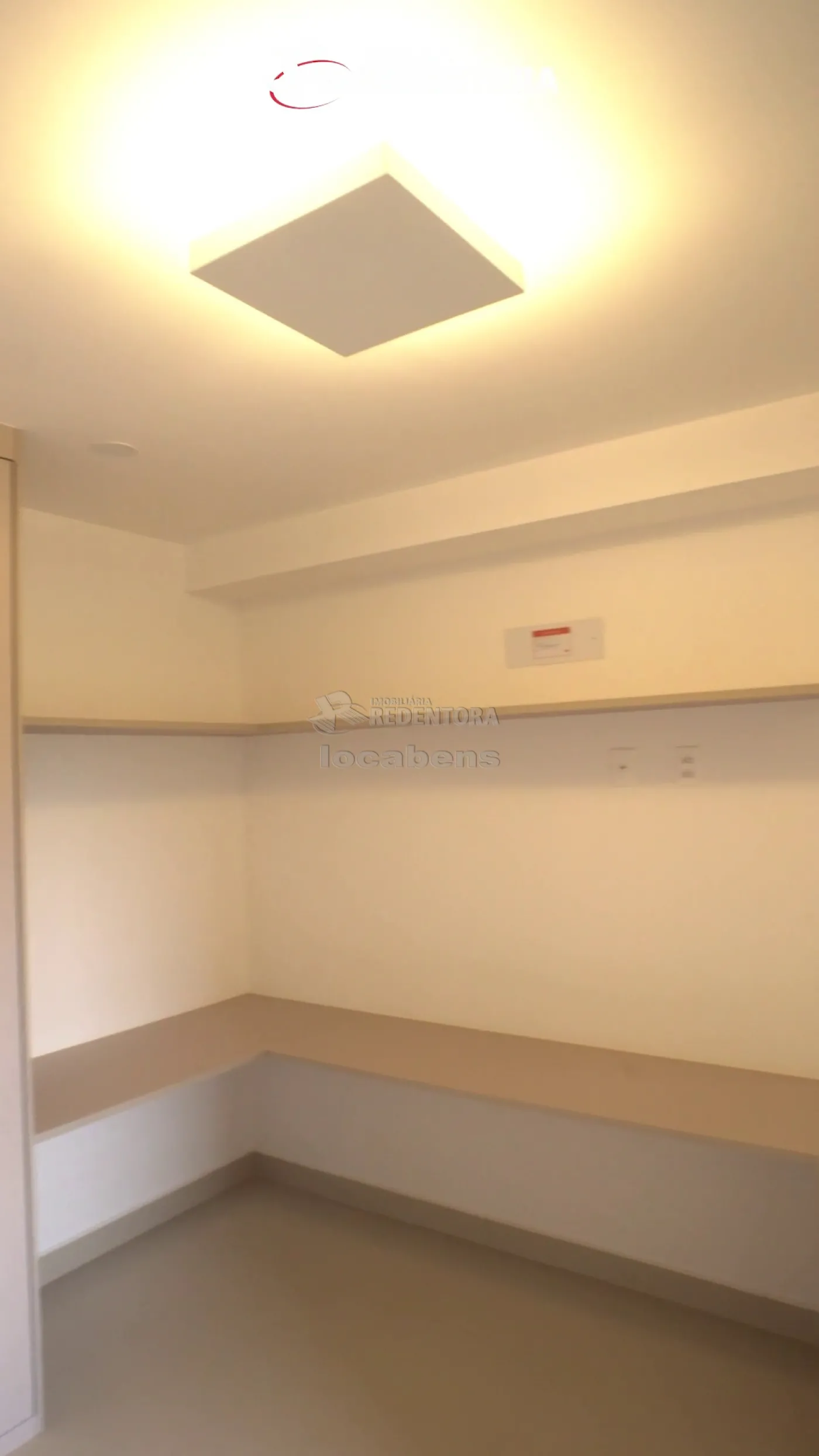 Apartamento à venda com 3 quartos, 140m² - Foto 4