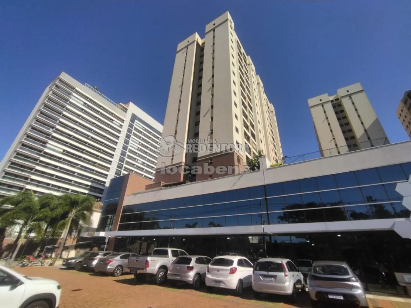 Alugar Apartamento / Padrão em São José do Rio Preto R$ 3.500,00 - Foto 1