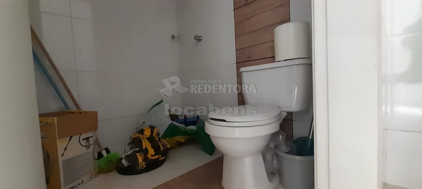 Alugar Casa / Padrão em São José do Rio Preto R$ 4.000,00 - Foto 3