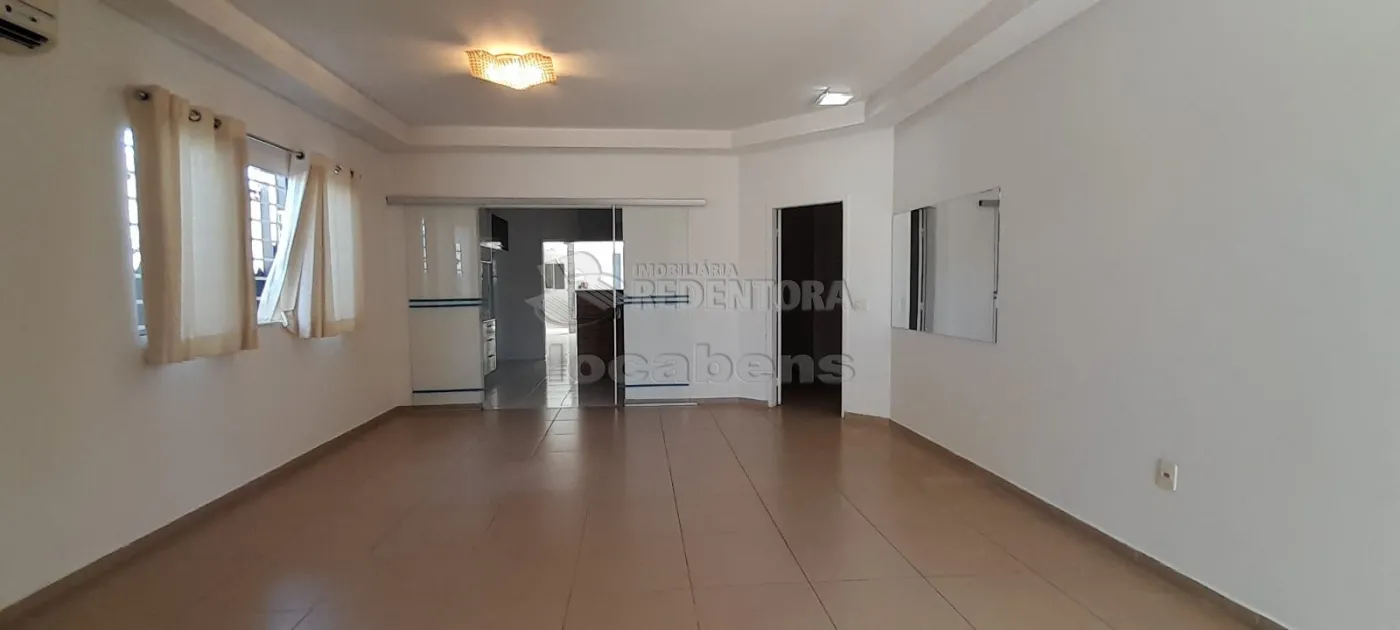 Alugar Casa / Padrão em São José do Rio Preto R$ 4.000,00 - Foto 6