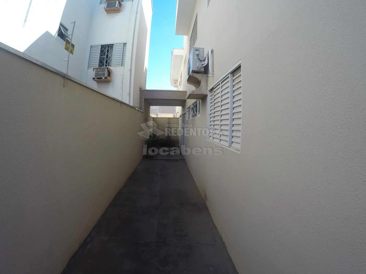 Comprar Apartamento / Padrão em São José do Rio Preto R$ 240.000,00 - Foto 4
