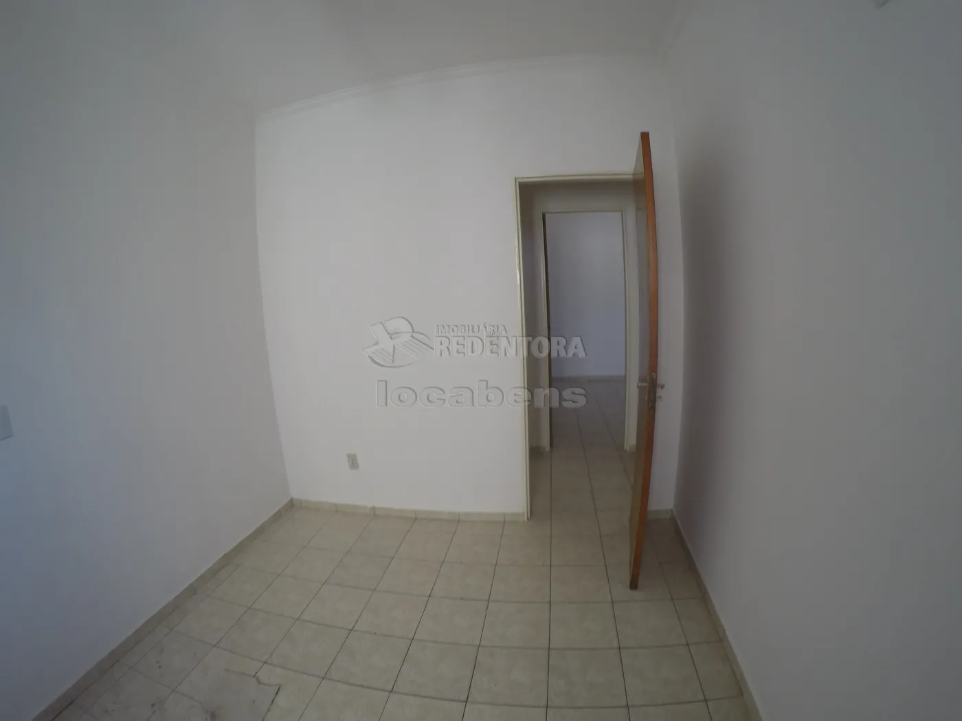 Comprar Apartamento / Padrão em São José do Rio Preto R$ 240.000,00 - Foto 11