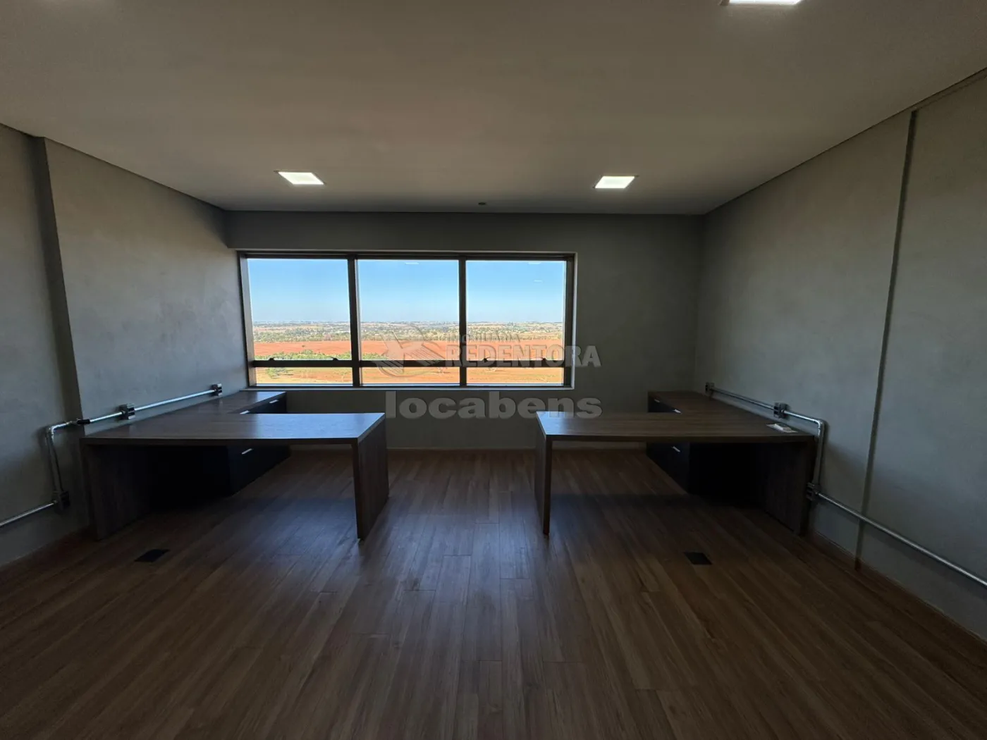 Alugar Comercial / Sala em São José do Rio Preto R$ 3.300,00 - Foto 2